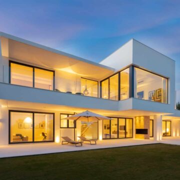 Elegant Modern Villa with Own Tennis Court and boasting Breathtaking Sea and Mountain Views near Prime Golf Courses in La Cerquilla, Nueva Andalucia Picture 8