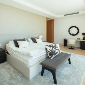 Elegant Modern Villa with Own Tennis Court and boasting Breathtaking Sea and Mountain Views near Prime Golf Courses in La Cerquilla, Nueva Andalucia Picture 23