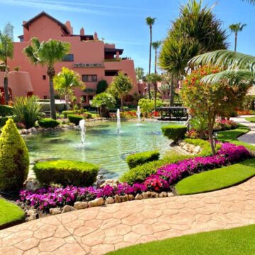 Luxury Beachfront ground floor Apartment with garden in Torre Bermeja on The new Golden Mile Estepona Picture 5