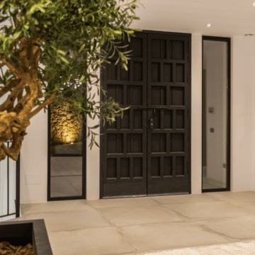 Luxury Villa with Panoramic Views in the Tranquil and Private Resort La Zagaleta, Benahavis Picture 10