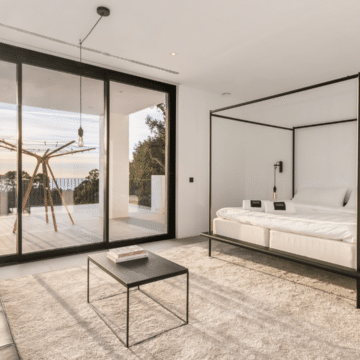 Luxury Villa with Panoramic Views in the Tranquil and Private Resort La Zagaleta, Benahavis Picture 16