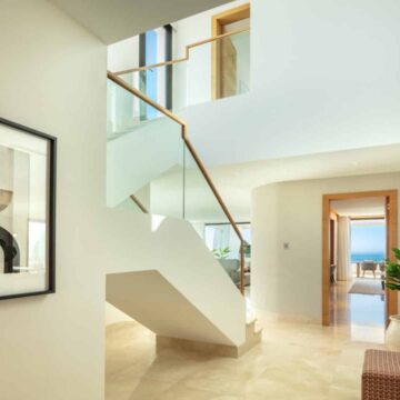 Spectacular Penthouse in the Upscale Community of Sierra Blanca, Marbella Picture 15