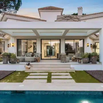 Stylish Andalusian Brand New Villa located near Marbella’s finest beaches and amenities in Los Monteros, Marbella East Picture 5