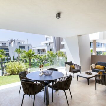 2-Bedroom Modern Ground Floor Apartment Surrounded by Golf Courses near Marina and the Beach in Cabopino Marbella East Picture 3