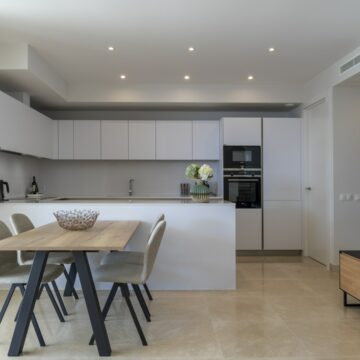 2-Bedroom Modern Ground Floor Apartment Surrounded by Golf Courses near Marina and the Beach in Cabopino Marbella East Picture 13