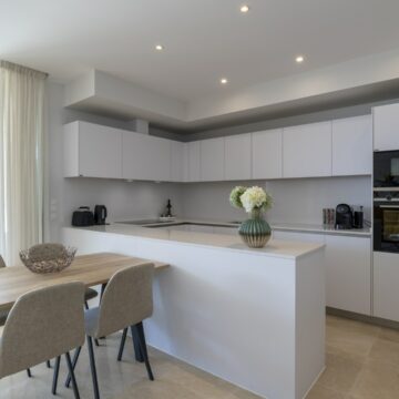 2-Bedroom Modern Ground Floor Apartment Surrounded by Golf Courses near Marina and the Beach in Cabopino Marbella East Picture 15