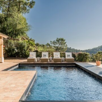 Impressive Mediterranean Family Villa With Panoramic Views of Valleys and Mountain in Upscale Neighbourhood of El Madroñal, Benahavis Picture 9