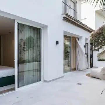 Newly Renovated Modern Townhouse with Majestic Views in Prestigious Andalusian Urbanisation in The Golden Mile, Marbella Picture 14