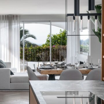 Newly Renovated Modern Townhouse with Majestic Views in Prestigious Andalusian Urbanisation in The Golden Mile, Marbella Picture 8