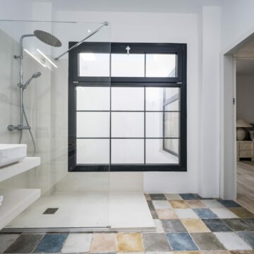 Newly Renovated 3-Bedroom Home in The Charming Townhouse Centrally Located near Amenities of Estepona Old Town Picture 21
