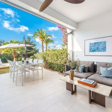 Magnificent Recently Remodeled Townhouse with Excellent Views of Golf Courses and Ocean in Nueva Andalucia, Marbella Picture 6