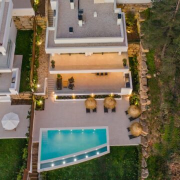 Stunning Modern Villa with Breathtaking Views in Las Lomas de Nueva Andalucia, Marbella Picture 30
