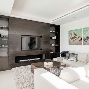 Contemporary Luxury Villa in the Prestigious Gated Community Los Olivos in Nueva Andalucia Marbella Picture 11