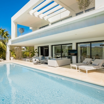 Contemporary Luxury Villa in the Prestigious Gated Community Los Olivos in Nueva Andalucia Marbella Picture