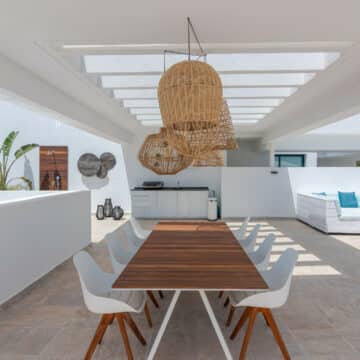 Stunning Atalaya Hills Penthouse with amazing open views of the Atalaya golf course, across to the Mediterranean Sea Picture 12