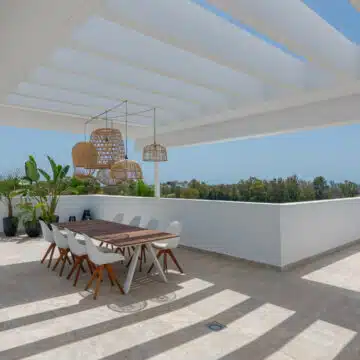Stunning Atalaya Hills Penthouse with amazing open views of the Atalaya golf course, across to the Mediterranean Sea Picture 14