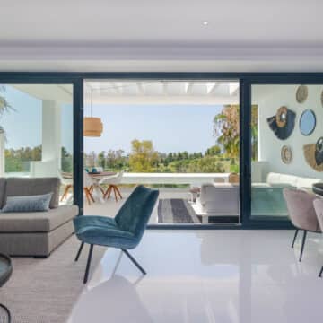 Stunning Atalaya Hills Penthouse with amazing open views of the Atalaya golf course, across to the Mediterranean Sea Picture 6