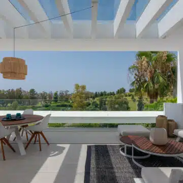 Stunning Atalaya Hills Penthouse with amazing open views of the Atalaya golf course, across to the Mediterranean Sea Picture 27