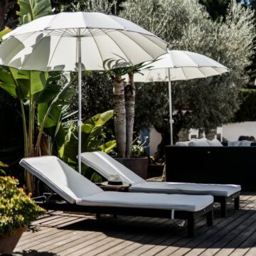 Stunning Beach House with Spectacular Sea Views located in a Tranquil Neighbourhood in Cabopino, Marbella East Picture 7