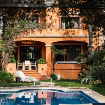 Exquisite Semi-Detached Spacious Villa in the Gated Community of La Alzambra Vasari Picture 7