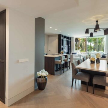 Uniquely Remodeled Apartment with Spectacular Views Perfectly located in the serene Andalusian Garden in Golden Mile, Marbella Picture 10