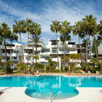 Uniquely Remodeled Apartment with Spectacular Views Perfectly located in the serene Andalusian Garden in Golden Mile, Marbella Picture 1