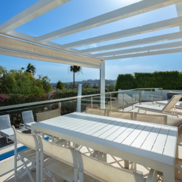 Fully Remodeled Family Villa with Captivating Sea Views in the Heart of Nueva Andalucia Picture 14