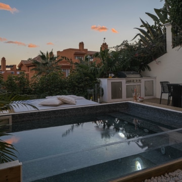Breathtaking Apartment with Remarkable Views of Ocean and Mountains Surrounded by Golf Courses in Nueva Andalucia Picture 22