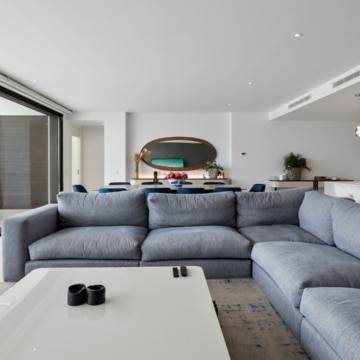 Magnificent Modern Villa with Stunning Sea views, next to Cabopino, and just steps away from the beach Picture 13