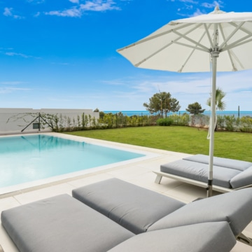 Magnificent Modern Villa with Stunning Sea views, next to Cabopino, and just steps away from the beach Picture 30