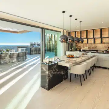 Brand New State of the art Villa Located in The Exclusive Gated Community of The Hills, La Quinta Benahavis Picture 1