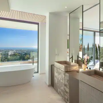 Brand New State of the art Villa Located in The Exclusive Gated Community of The Hills, La Quinta Benahavis Picture 18