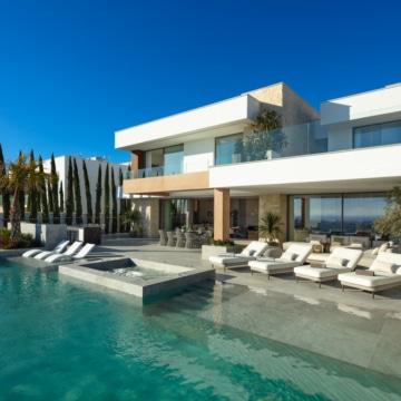 Brand New State of the art Villa Located in The Exclusive Gated Community of The Hills, La Quinta Benahavis Picture 5