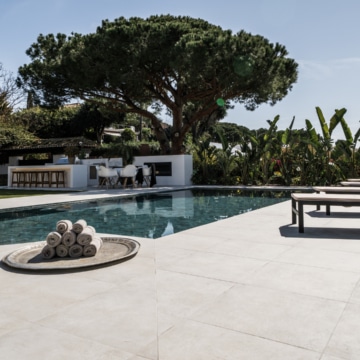 Recently Remodeled Spanish Cortijo Style Villa with Majestic Sea Views in Hacienda Las Chapas Picture 0