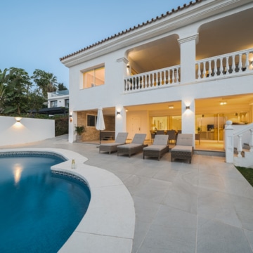 Stylish Scandinavian Home with Remarkable Views in a Priveleged Location in Nueva Andalucia, Marbella Picture 0