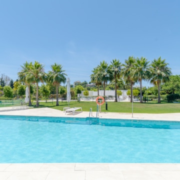 Modern 2 bedroom apartment, southwest orientated, with absolutely outstanding views of the Atalaya golf course Picture 6