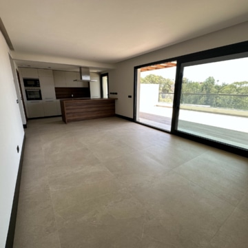 Key Ready Apartment in Marbella Lake Nueva Andalucia, with 3 bedrooms and open mountain, lake and sea views Picture 24