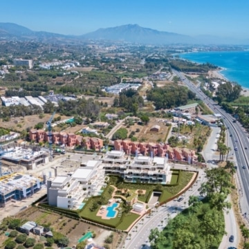 Lagumare41 – Beautiful 2-bedroom apartment with sea views in Estepona Picture 12