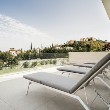 Modern apartment with spectacular views of the sea and the mountains in La Quinta, Benahavis Picture 24