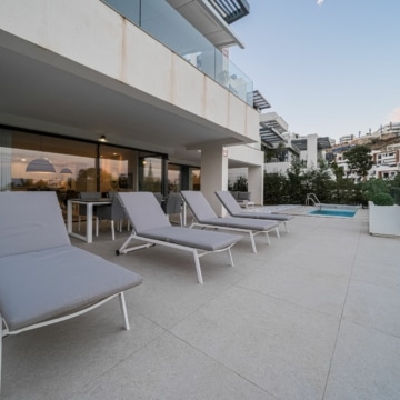 Modern apartment with spectacular views of the sea and the mountains in La Quinta, Benahavis Picture 18