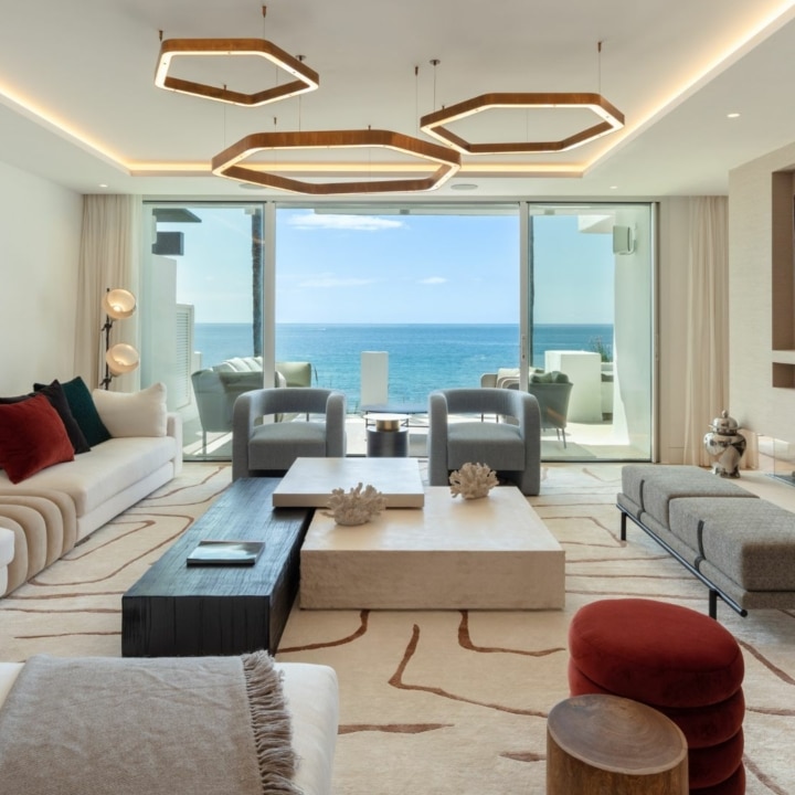 Enchanting duplex penthouse nestled on the frontline of Puente Romano’s Beach on the Marbella Golden Mile Picture