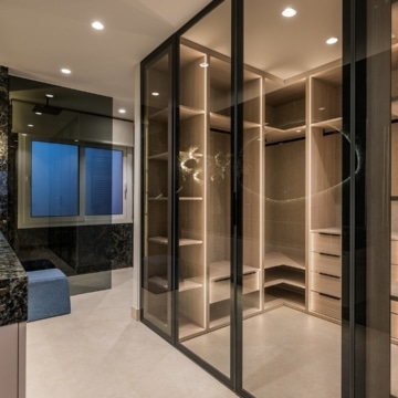 Newly renovated penthouse set in the exclusive beachfront community of Cabo Bermejo Picture 15