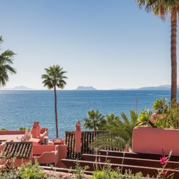 Newly renovated penthouse set in the exclusive beachfront community of Cabo Bermejo Picture 44