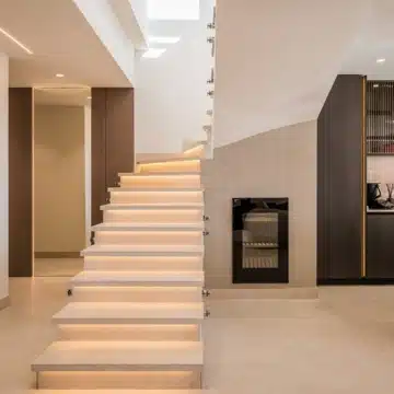 Newly renovated penthouse set in the exclusive beachfront community of Cabo Bermejo Picture 27