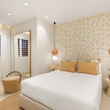 Newly renovated penthouse set in the exclusive beachfront community of Cabo Bermejo Picture 41