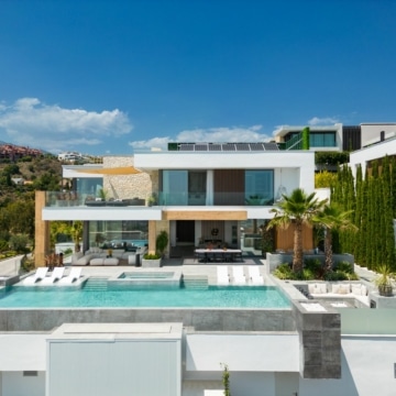 Modern architectural masterpiece villa secured by the exclusive gated community of The Hills, Benahavis Picture 4