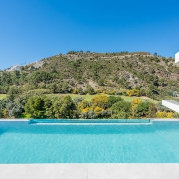 Gorgeous new villa located in the gated community of Lomas de La Quinta, Benahavis Picture 16