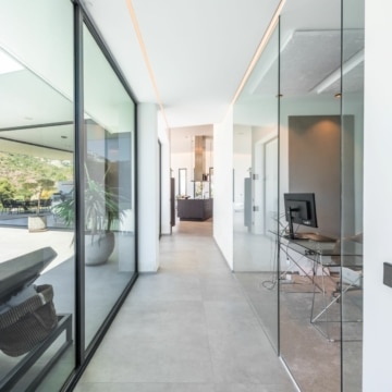 Gorgeous new villa located in the gated community of Lomas de La Quinta, Benahavis Picture 20