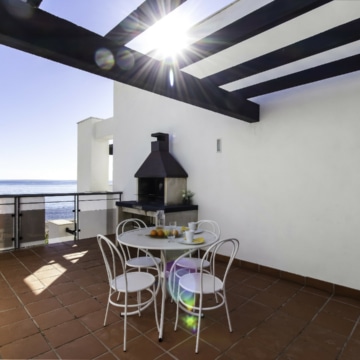 Casares del Mar front line beach key ready apartments and penthouses in Estepona Picture 14