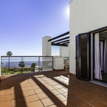 Casares del Mar front line beach key ready apartments and penthouses in Estepona Picture 1